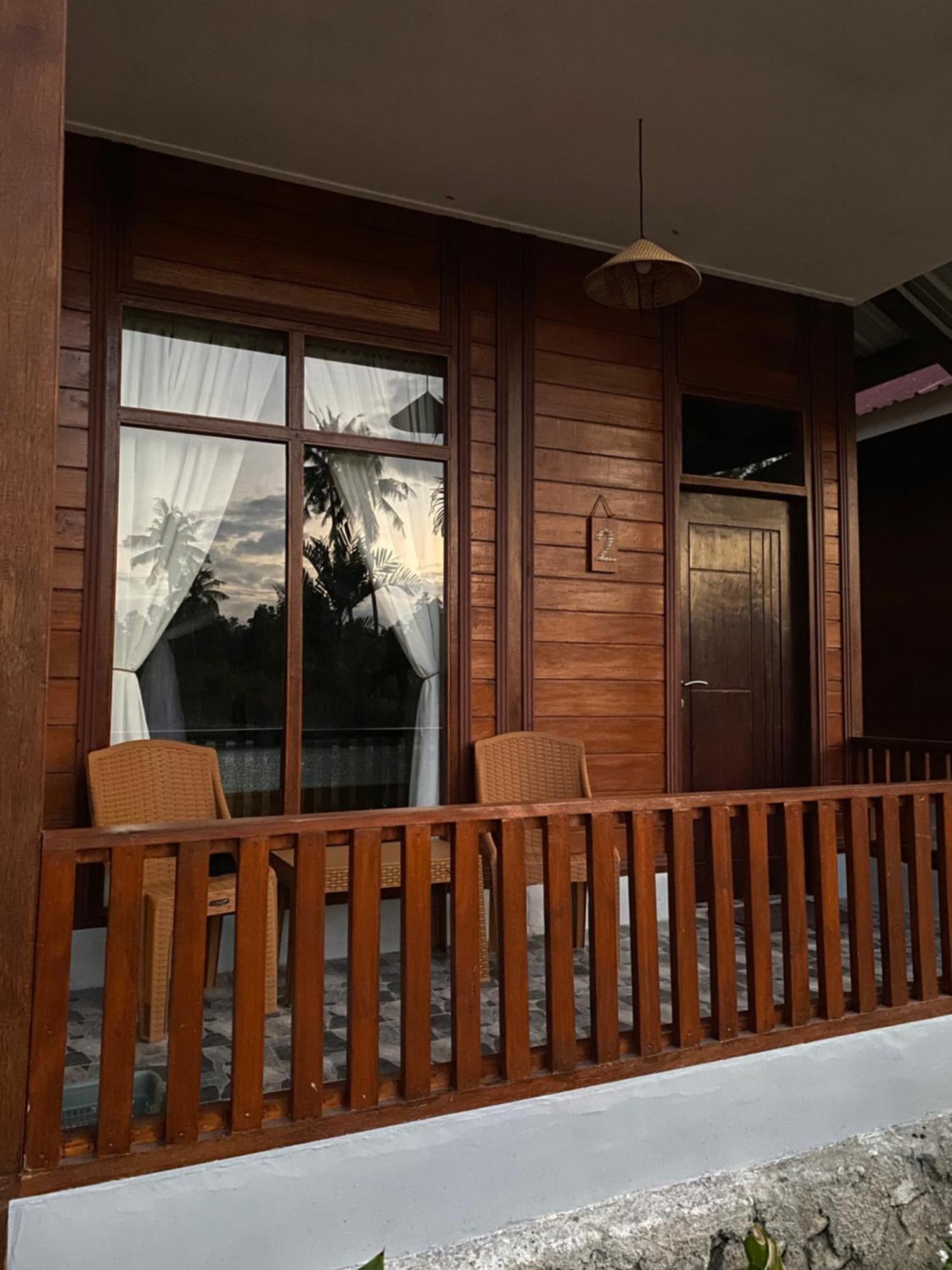Nuna Bungalows Riung Exteriör bild